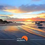 #101 T1 Bicos Flat D By Holidays Apartamento *